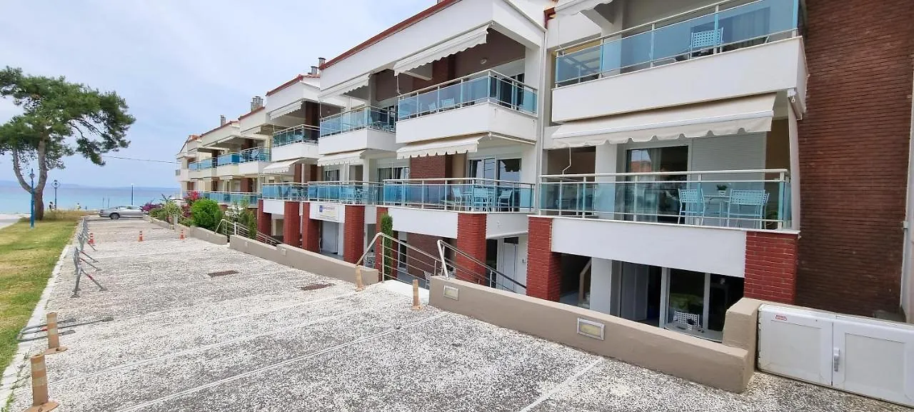 Aparthotel Bungalow White Apartments Polychrono